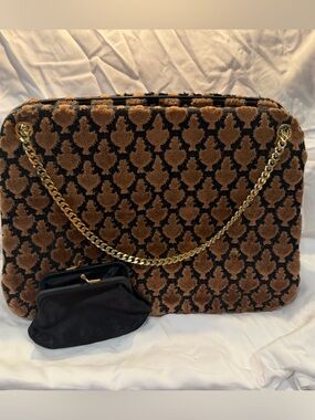 Morris Moskowitz- Velvet shoulder bag with coin purse